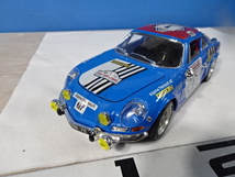 PK-60/ブラーゴBburago アルピーヌルノー A110 Alpine Renault ミニカー 1973 1/16 ホビー車 レーシングカー コレクター マニア_画像2