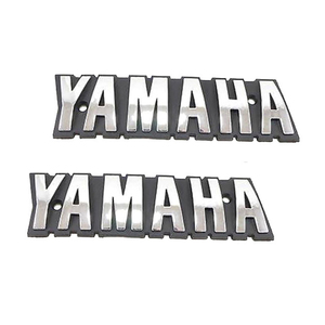 送料185円！YAMAHA(ヤマハ) XS650 YAMAHAガソリンタンクエンブレム左右セット シルバー&ブラック 913290MS