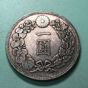 新1円銀貨 明治29年 大型 約26.27g 日本古銭 一圓 一円 銀貨 硬貨 貨幣　コインコレクション