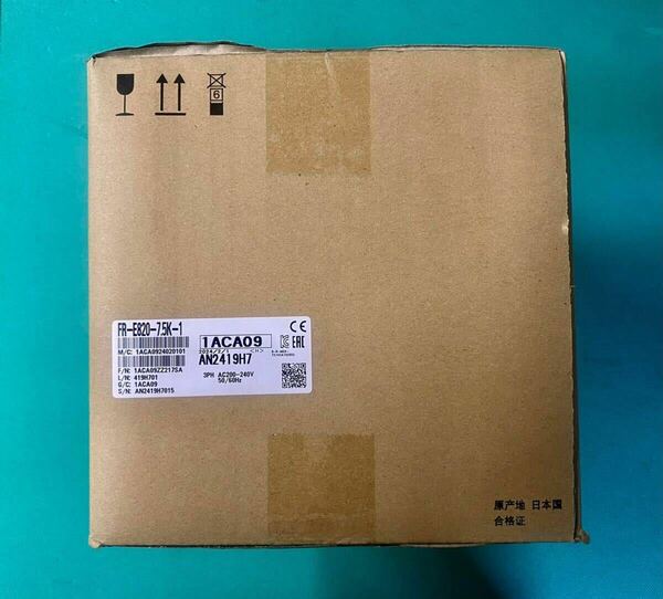 【未使用新品】三菱インバーター　FR-E820-7.5K-1