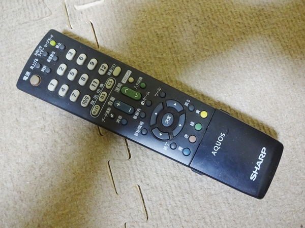 送料無料★シャープテレビリモコン GA995WJSA 赤外線確認済み 動作品