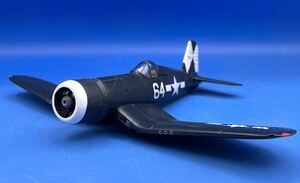 ☆24EK2409 ドラゴン ウイングス 1/72 F4U-1D コルセア VBF-83 USS エセックス