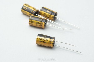 ニチコンFG（ファインゴールド）50V／100μF　アルミ電解コンデンサ　新品4個セットB