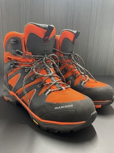 MAMMUT