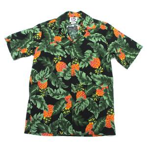 （中古）ハワイ製　Hilo Hattie アロハシャツ　フルオープン　表記サイズS　(Mサイズ相当）