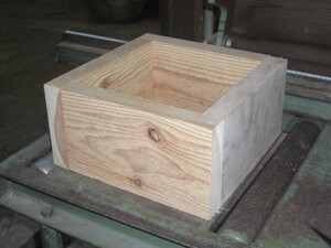 杉 蜜蜂巣箱材 30cm長×24ｍｍ厚×180ｍｍ幅 36枚 自然乾燥荒材 【ヤマト運輸送料Eサイズ】