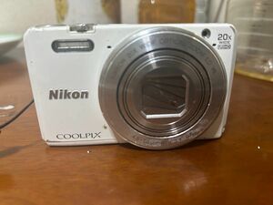 Nikon Coolpix S7000