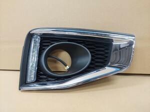  unused original Elgrand E52 Highway Star middle period latter term Nissan foglamp cover LED daylight right ELGRAND highway star
