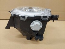 純正 美品 ジムニー　JB64W　右 ライト　LED　100-5938G　3R　シエラ　JB74W スズキ SUZUKI jimny sierra_画像5