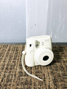 ** used *FUJIFILM/ Fuji film Cheki camera instant camera white [instax mini 8]DE0J