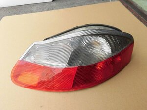 *'03 Porsche Boxster 98623 right tail lamp lens ( product number :986.631.424.03)*