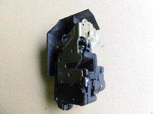 ◆'03 アルファロメオ 156 932AXA 右ハンドル車 運転席ドアロックアクチュエーター/ラッチ(品番：18110242)◆