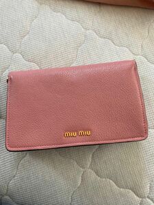 miumiuバック