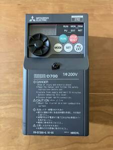 三菱電機 インバータ FR-D720S-0.1K-05 中古　動作不明品