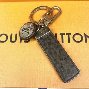 1 jpy # rare # LOUIS VUITTON Louis Vuitton M67242 Taiga key holder key ring charm black silver 