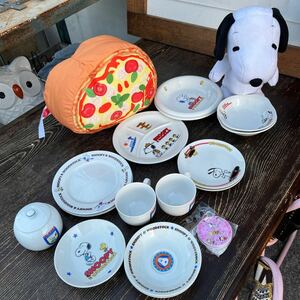 0PEANUTS * Snoopy * tableware * plate * ball * glass * mirror * cushion * doll 