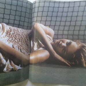 2005年 VOGUE PARIS ジェマ・ワード Gemma Ward 表紙 スーパーモデル ナタリア・ヴォディアノヴァ Natalia Vodianova ラリー・フリントの画像4