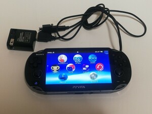 PlayStation VITA (1100シリーズ) 充電器付き