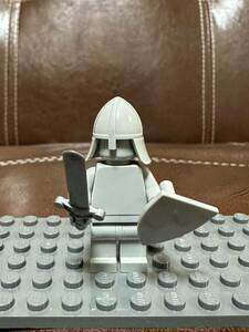 LEGO キャッスル 騎士 石像 マネキン トルソー 鎧 武器 ライトグレー