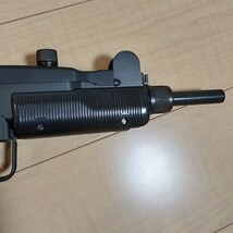 東京マルイ　UZI 電動ガン　メカボ作動OK 給弾ダメ　ジャンク_画像9