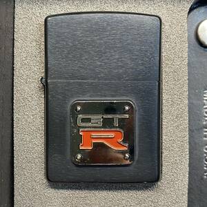 新品未使用 レア GTR メタル貼り ZIPPO ジッポ ライター 斜字体刻印 1991年製スカイライン 革ケース 携帯オイルタンクセット