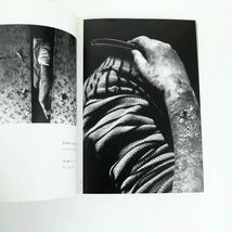 東松照明　長崎〈11:02〉1945年8月9日　初版　新潮社　写真集　古本　古書　shomei tomatsu アートブック　ビンテージ_画像10