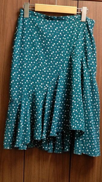 Jacada green ユナイテッドアローズ ひざ丈スカート アシンメトリー ドット柄 夏用