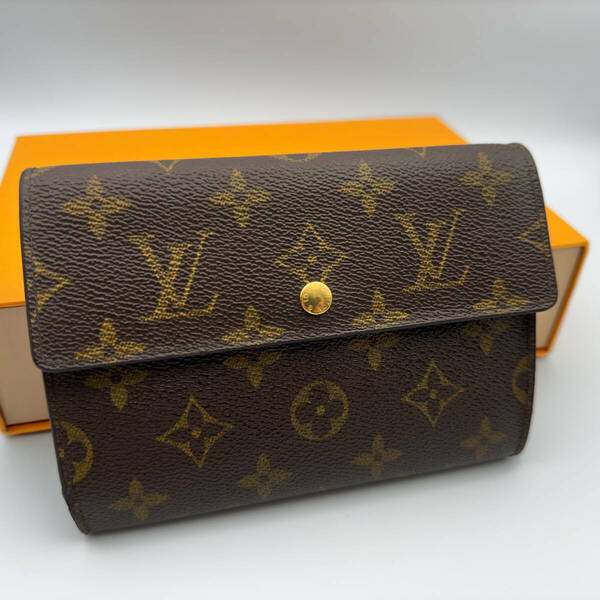 LOUIS VUITTON ルイヴィトン　モノグラム　ポルトトレゾール　エテュイパピエ　折財布