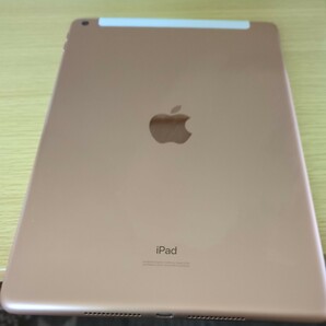 pple iPad (第７世代) Wi-Fi + Cellular 128GB ゴールド 美品完動品の画像3