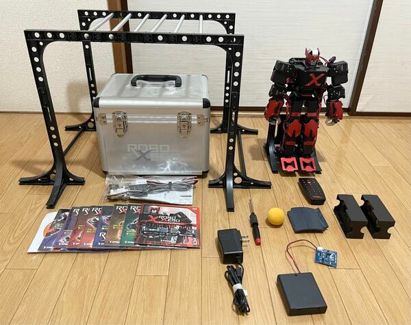【希少】ロボゼロ デアゴスティーニ 金属製二足歩行ロボット