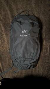  records out of production ARC'TERYX Arc'teryx MANTIS 26 man tis26 backpack rucksack black 
