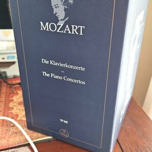 【輸入楽譜・送料無料】モーツァルト：ピアノ協奏曲全集原典版: スタディ・スコア３巻セット 【輸入：オーケストラ(スコア)】