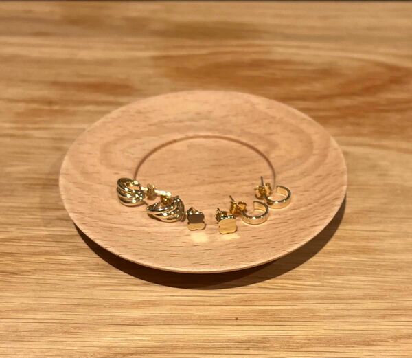 ピアス アクセサリー