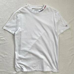 TOMMY JEANS トミージーンズ 半袖Tシャツ ホワイト 首リブプリント