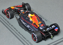 レッドブル RB18（No.1/マックス・フェルスタッペン）2022サウジアラビアGP優勝　　*1/43 スケール　*スパークモデル製 *品番S8524　　*06_画像4