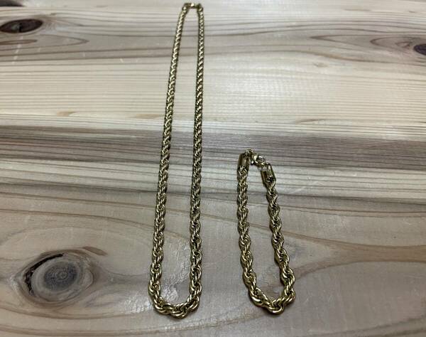 〈 送料無料 〉 necklace bracelets ネックレス ブレスレット セット出品 ゴールド
