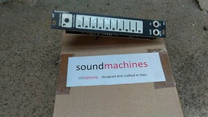 Sound Machine Ls1 LightStrip モジュラーシンセ　フィンガーコントロールボルテージジェネレーター、CVモーションレコーダー