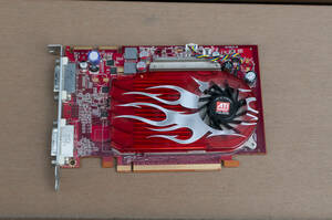 【送料無料】ATI Radeon HD 2600 XT RV630 256MB　グラフィックカード【動作確認済】