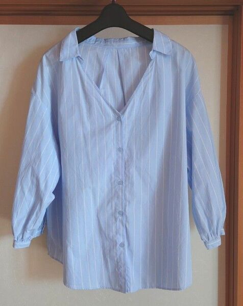 GU ジーユー水色　7分袖 ストライプシャツ（ブラウス）XL
