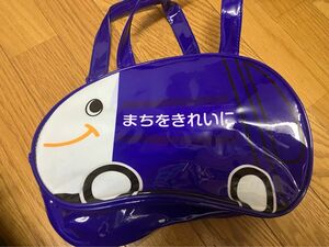 プールバッグ　ゴミ収集車　ビニールバッグ　かばん　幼児　はたらくくるま　青　プール　くるま