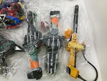 【TAG・現状品】(2)★まとめ売り ★仮面ライダー＆戦隊系 おもちゃセット ★通電のみ確認 ★武器等　042-240514-YK-09-TAG_画像5