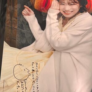 秋元真夏 ポスター