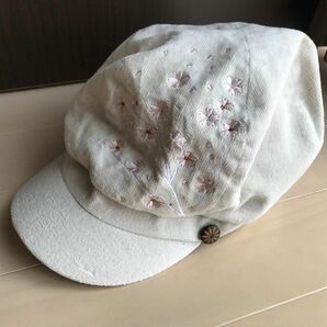 帽子　キャスケット　桜　刺繍　キッズサイズ