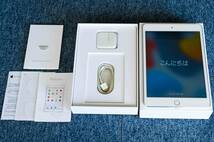 Apple iPad mini 4 Wi-Fiモデル 32GB シルバー MNY22J/A_画像1