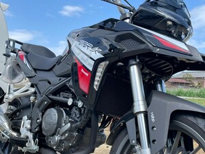 新車 Benelli TRK251