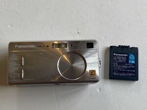 ★Panasonic パナソニック コンパクトデジタルカメラ LUMIX DMC-F1 シルバー　ルミックス