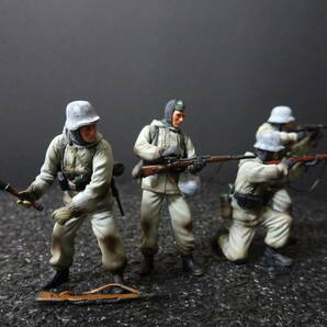 １/35 Dragon ドイツ冬季装備兵 東部戦線1942/194３（完成品）の画像6