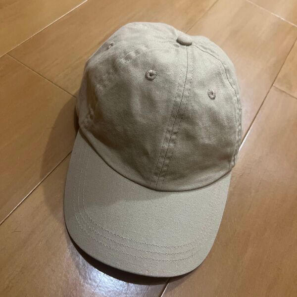 ZARAキャップ ベージュ