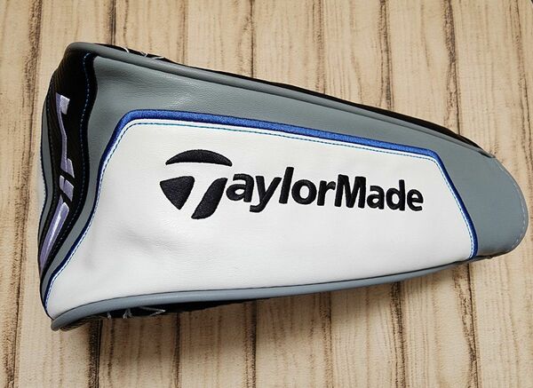 【訳ありジャンク】 TaylorMade テーラーメイド SIM　シム ドライバー用 ヘッドカバー