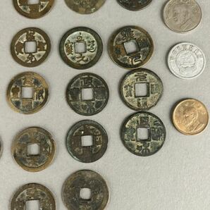 中国 朝鮮 古銭 コイン 渡来銭 穴銭 82枚 総重量 265gの画像4